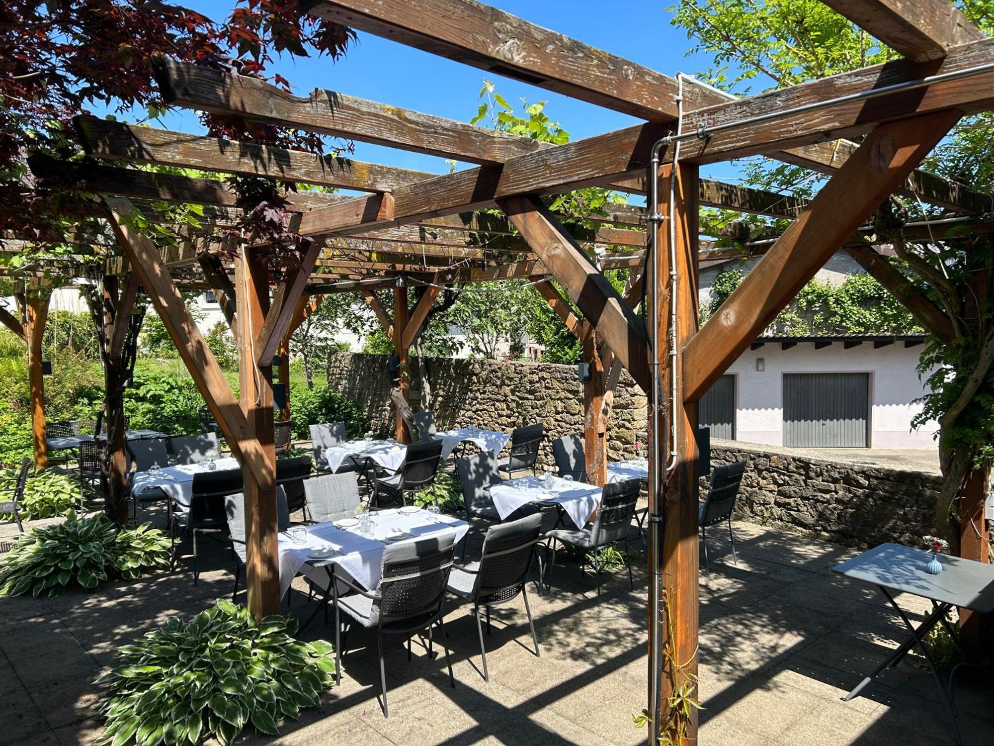 Restaurant Drei Lilien Hotel Sulzburg Buitenkant foto